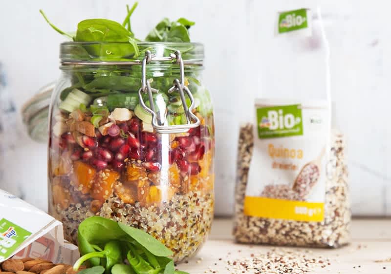 salata od kinoa i sladok kompir