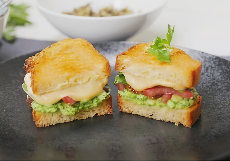 Вкусен крцкав вегански сендвич